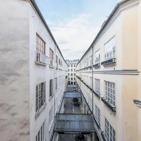 Beautiful Spacious At Bastille Apartamento