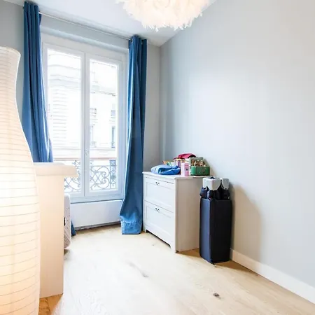 Beautiful Spacious At Bastille *